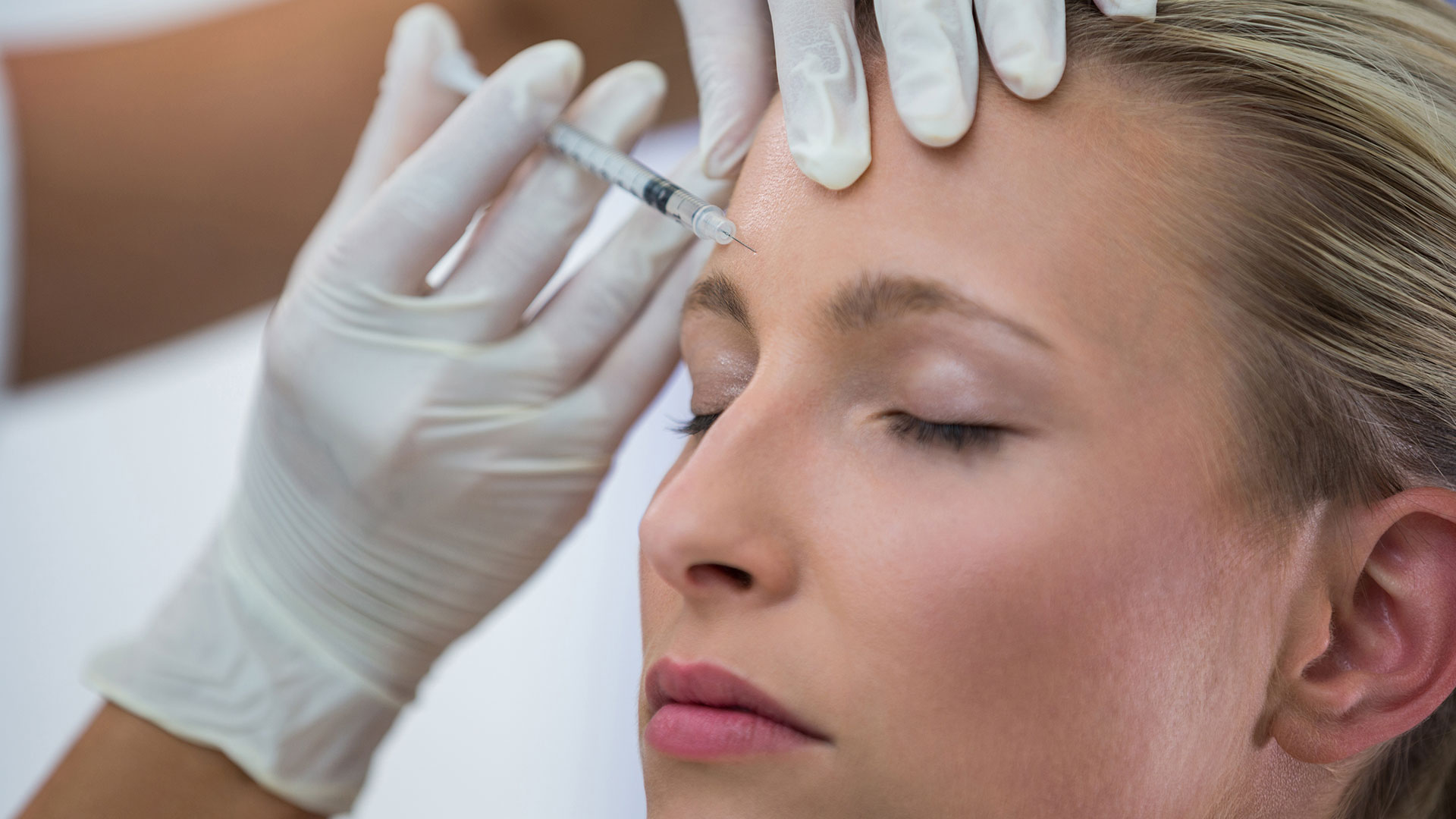 Kaj je razlika med botoksom in polnili?